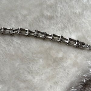 Silver Chain Link Bracelet
